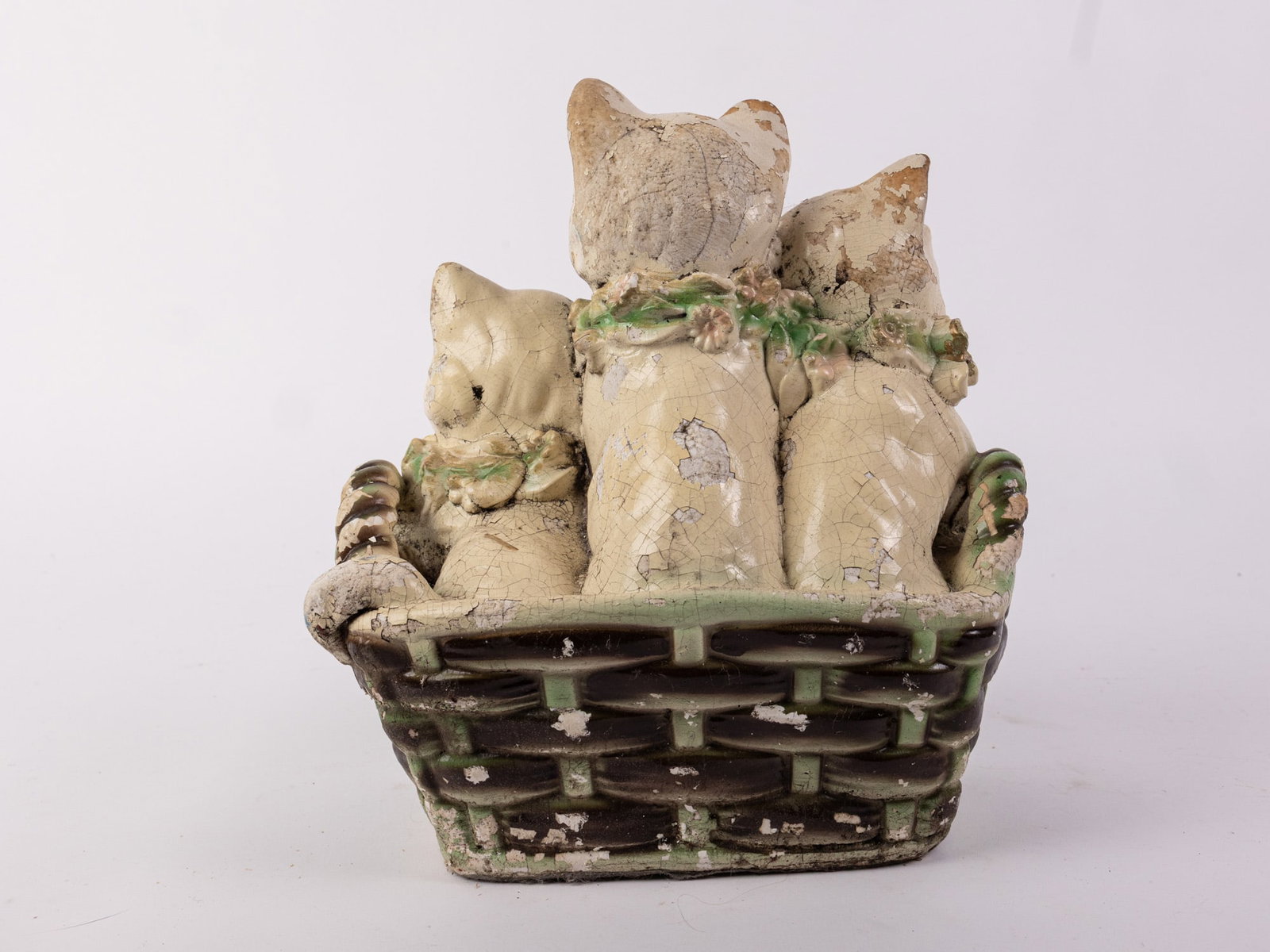 Vintage "Three Blue-Eyed Kittens in Basket" Chalkware Carnival Prize - 3