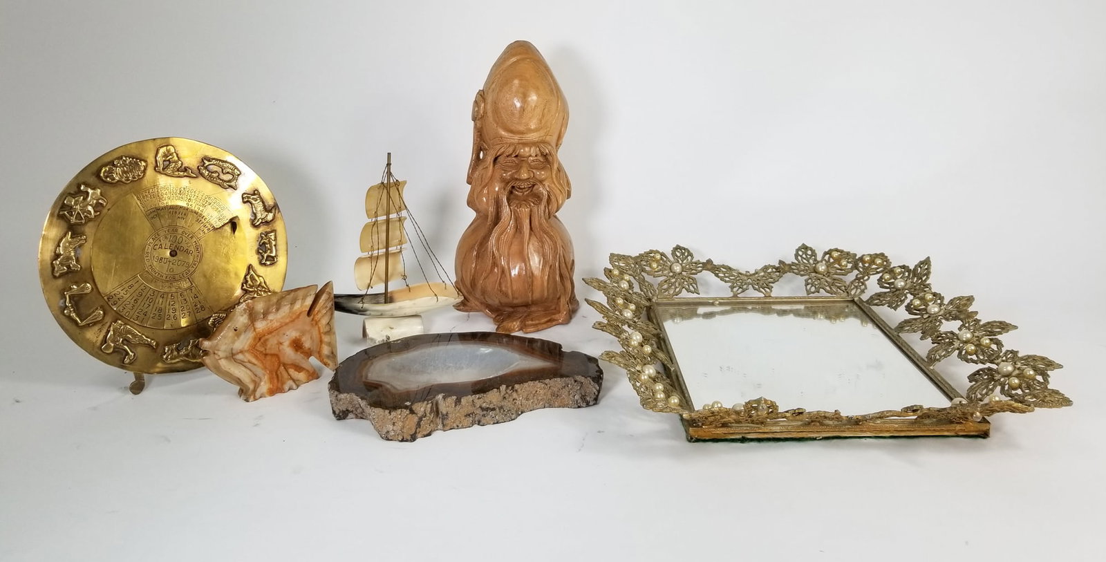 Vintage Decorative Assortment (1 of 5)
