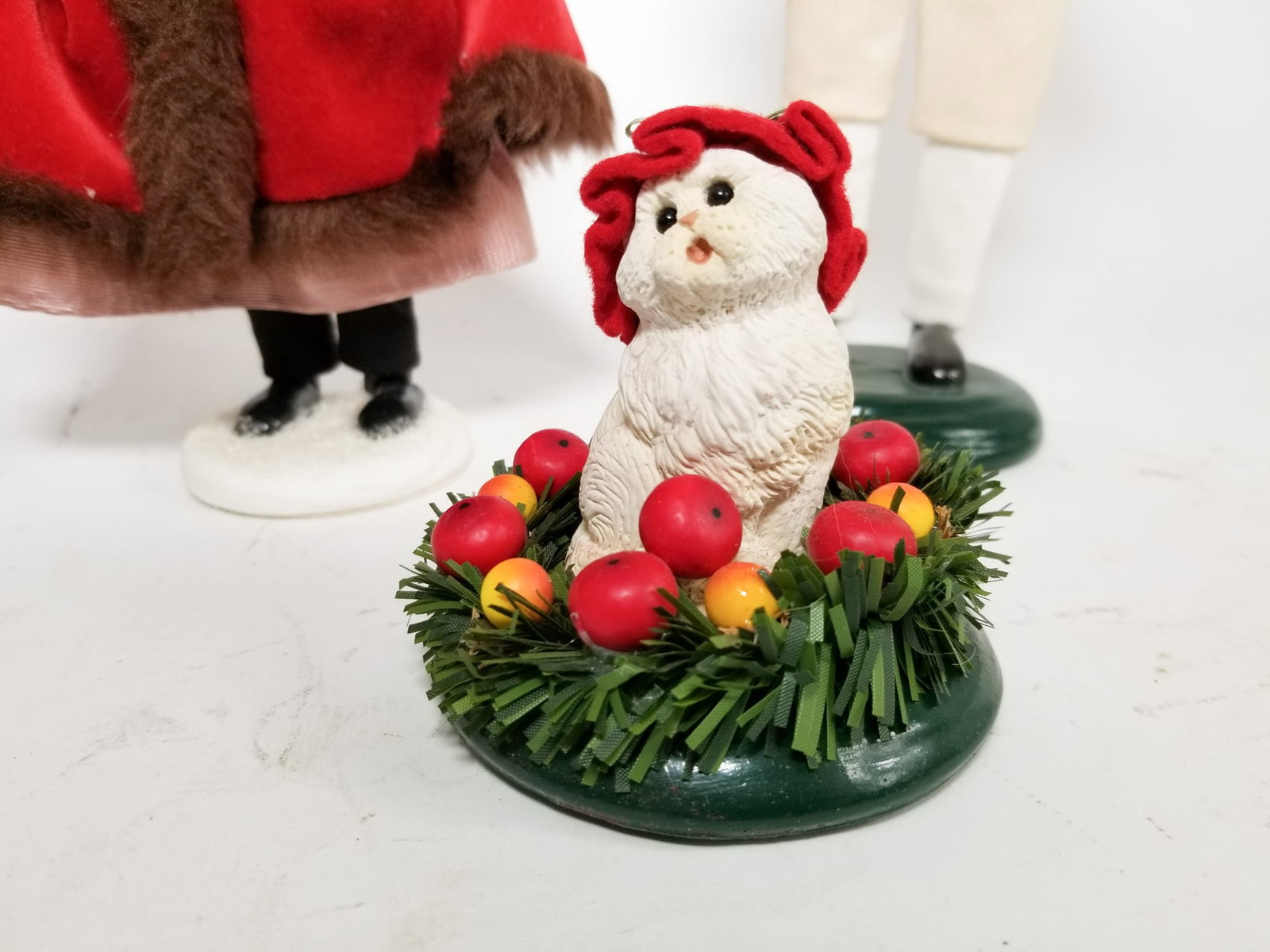 Byers Choice Carolers - 6