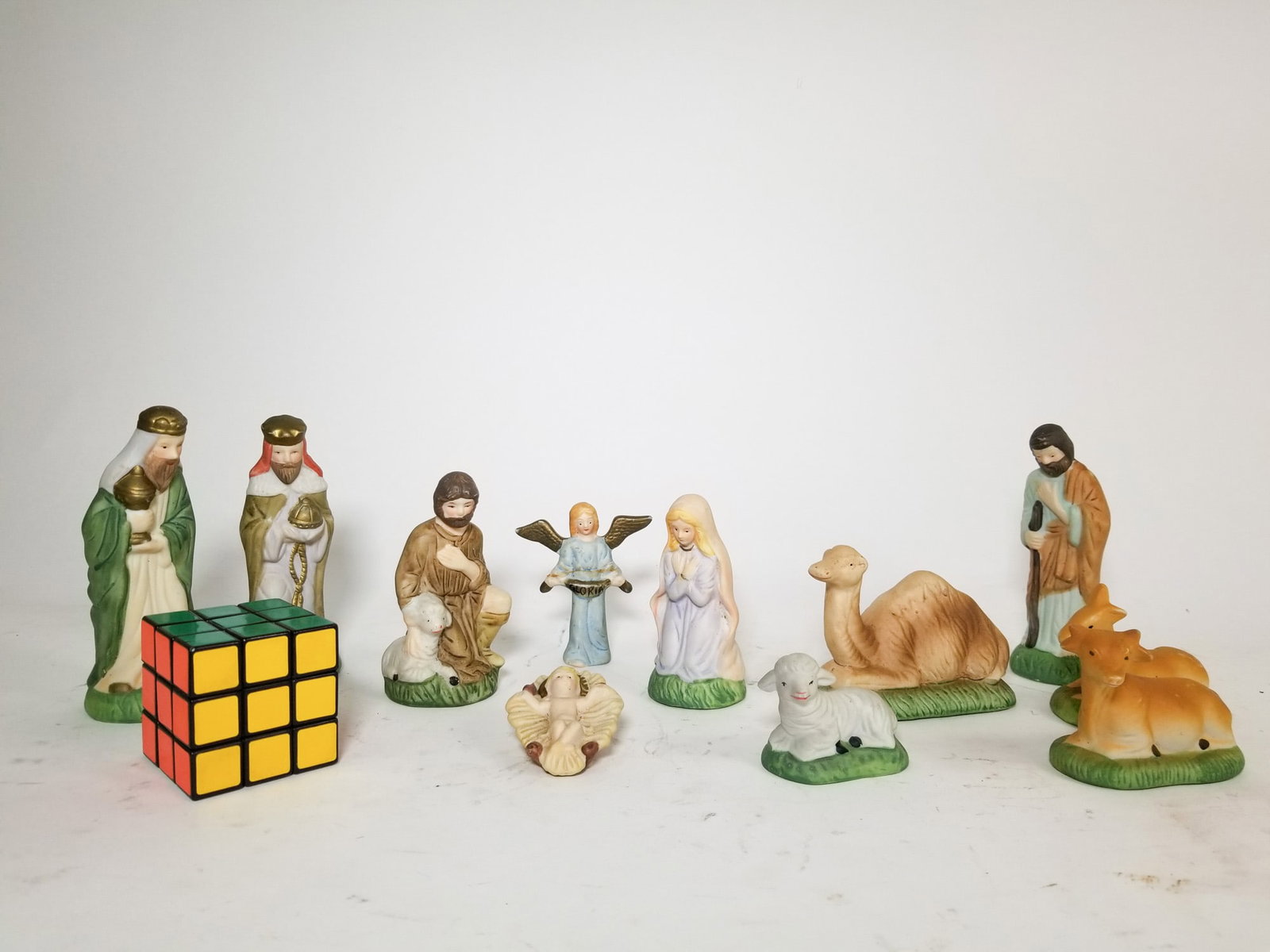 Set of Ceramic Nativity Pieces - 2