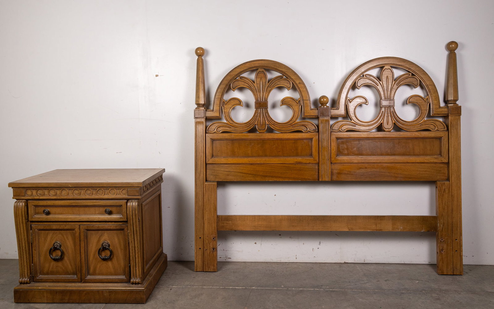 Vintage Thomasville Queen Headboard and Nightstand: Vintage Thomasville Queen Headboard and Nightstand Size 24" x 26" x 18" [size of nightstand] Literature Brooks Auction – Online Auction Terms & Conditions Contact: (856) 694-2960 | info@brooks.