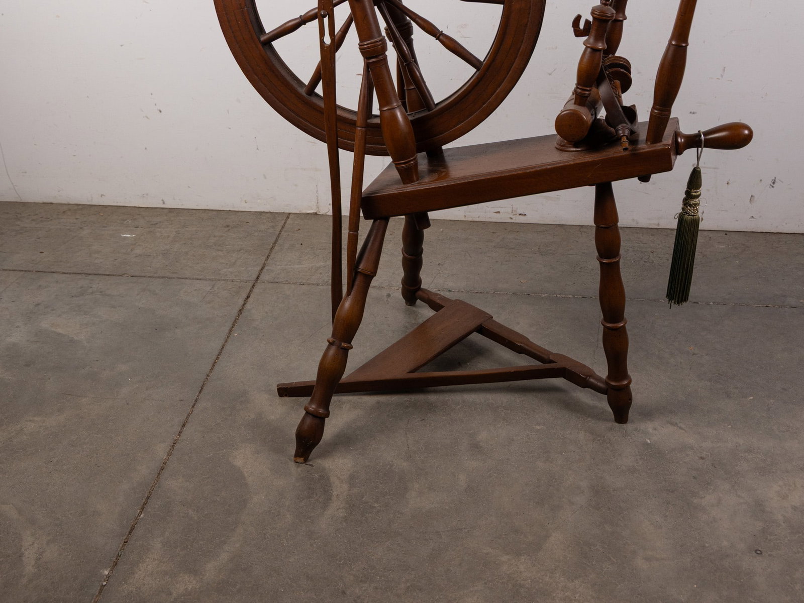 Antique Wooden Spinning Wheel - 3
