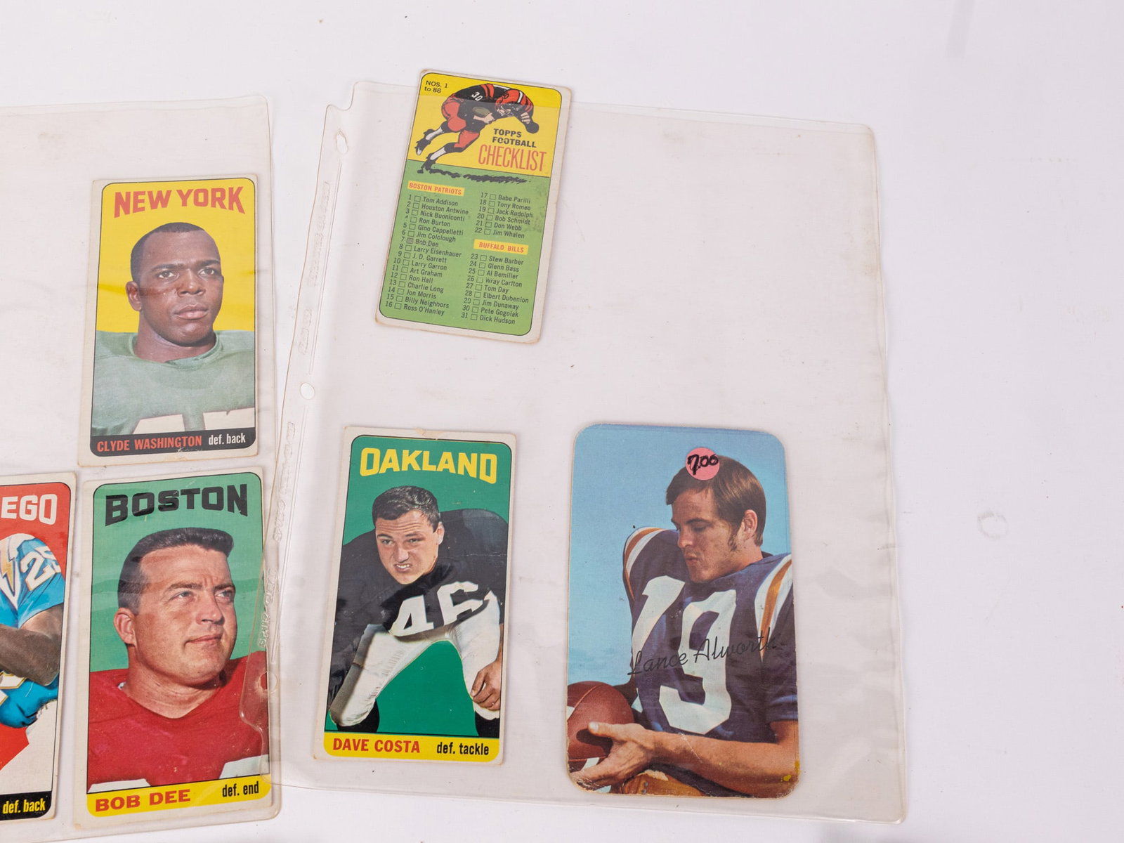 50+ Pre 1980s Vintage NFL Trading Cards - 3