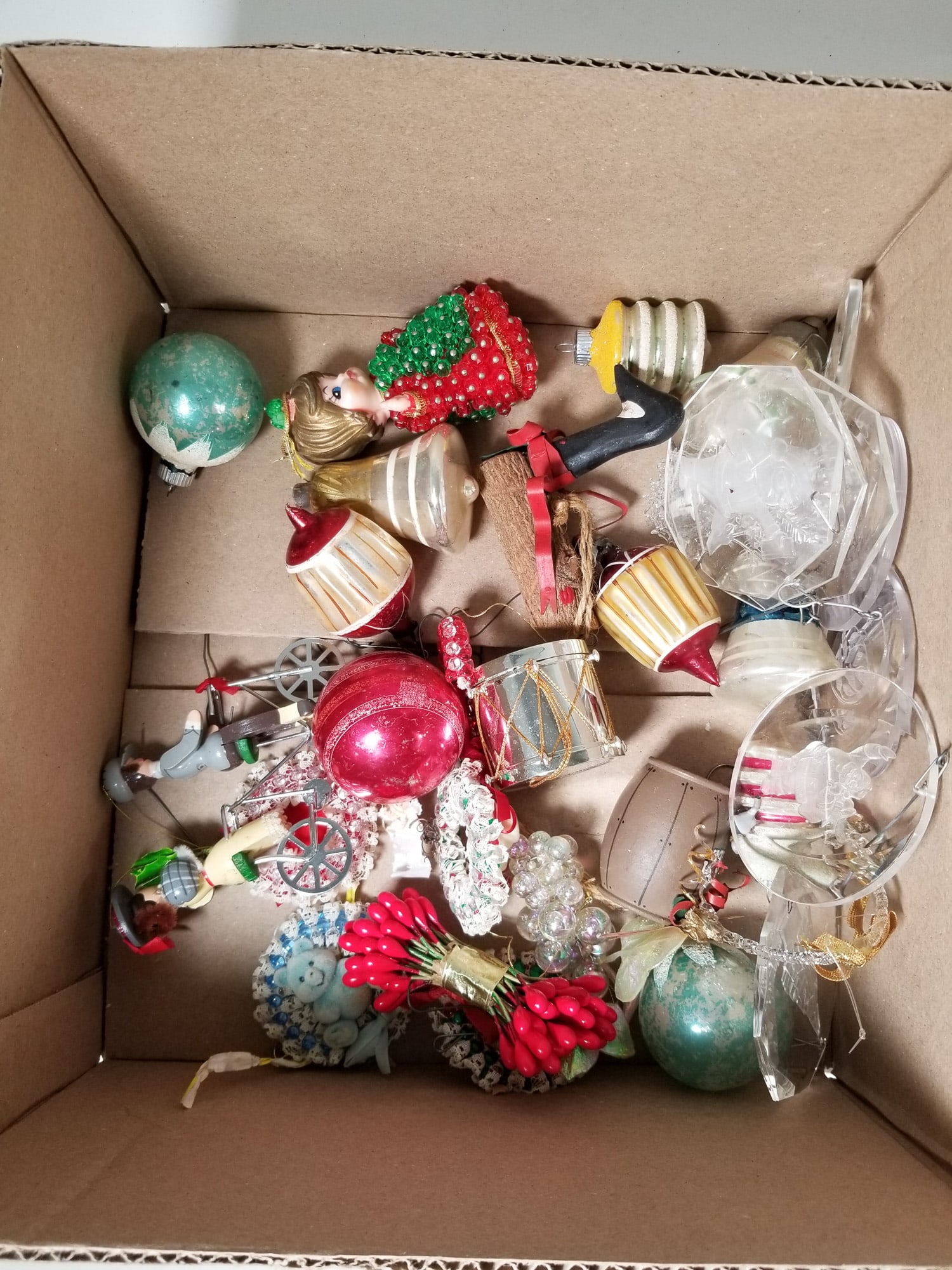 Assortment of Vintage Christmas Tree Ornaments & Decor - 5