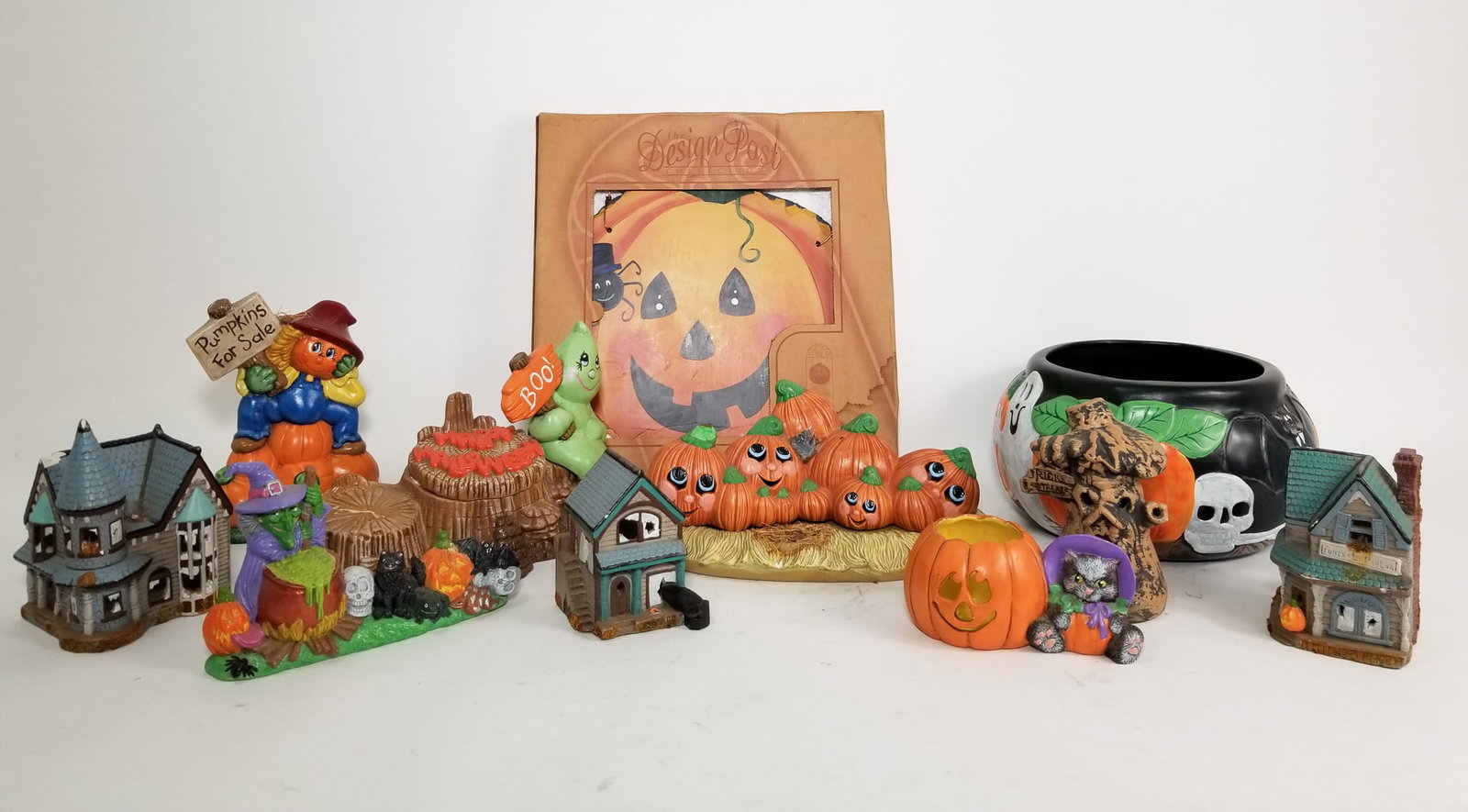 Assorted Halloween Decor ft. Elaine Thompson's "Bookin Collection" Pumpkin Sign: Assorted Halloween Decor ft. Elaine Thompson's "Bookin Collection" Pumpkin Sign Size 7" x 12" x 12" Literature Brooks Auction – Online Auction Terms & Conditions Contact: (856) 694-2960 |