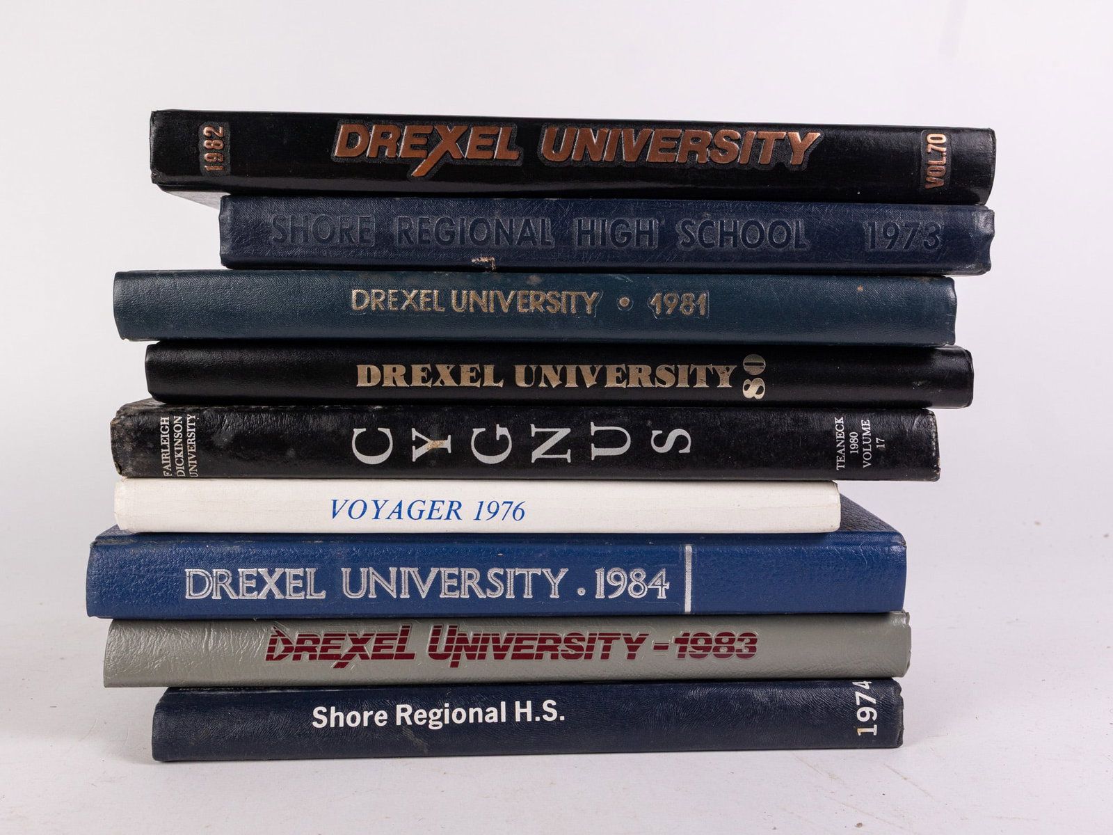 Assortment of Vintage Yearbooks: Assortment of Vintage Yearbooks Literature Brooks Auction – Online Auction Terms & Conditions Contact: (856) 694-2960 | info@brooks.auction READ BEFORE YOU BID: We want you to feel confident