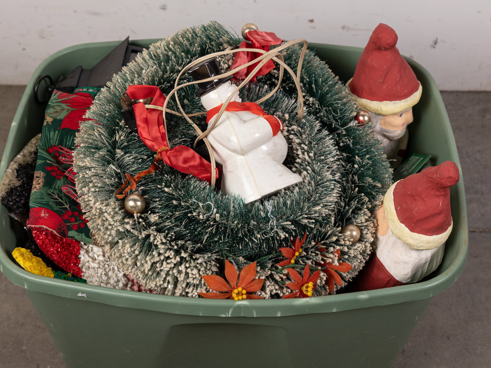 Large Assortment of Christmas Decor: Large Assortment of Christmas Decor Size 15" x 23" x 18" Literature Brooks Auction – Online Auction Terms & Conditions Contact: (856) 694-2960 | info@brooks.auction READ BEFORE YOU BID: We want