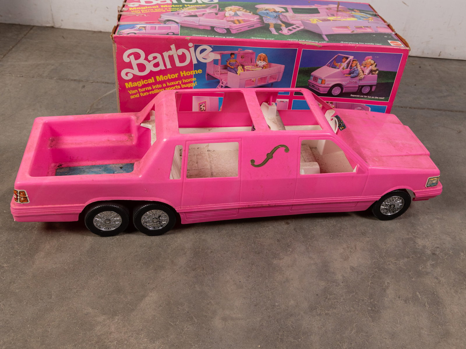 Barbie Magical Motorhome & Barbie Limousine - 3