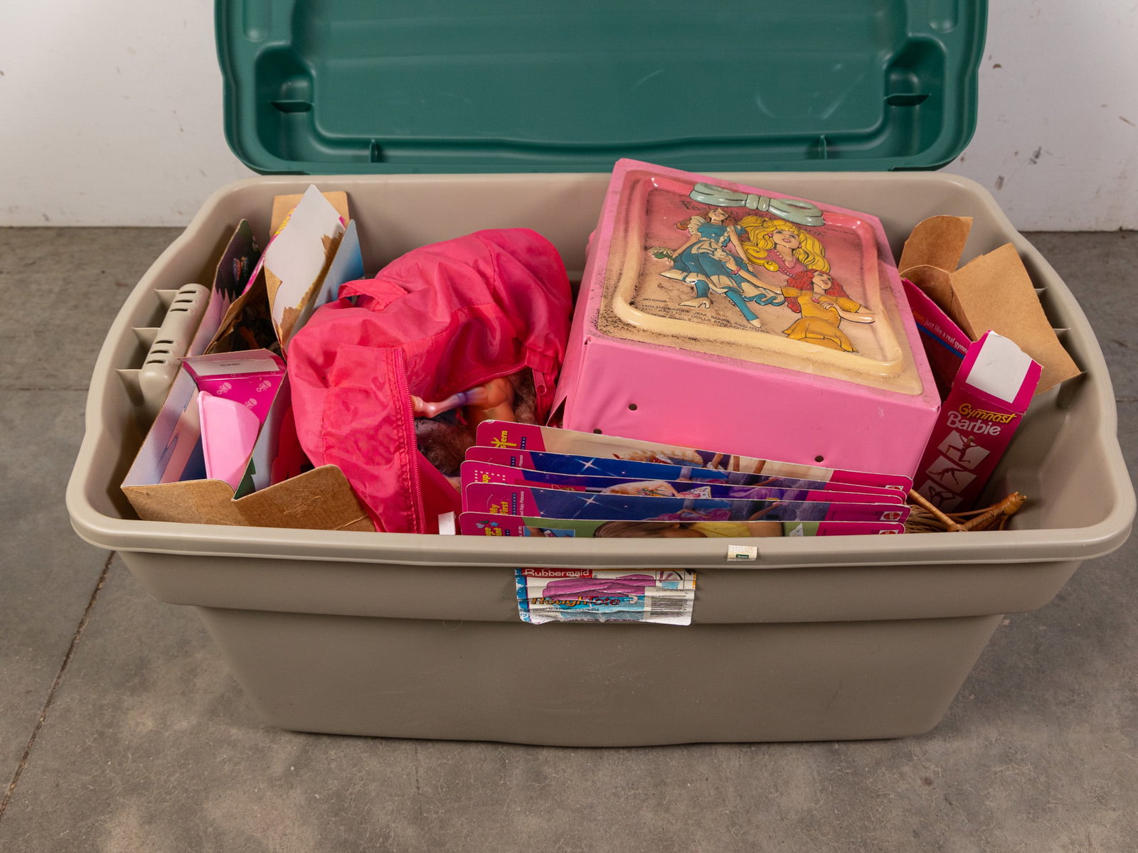 Assortment of Barbie Toys & Collectibles: Assortment of Barbie Toys & Collectibles Size 16" x 32" x 20" Literature Brooks Auction – Online Auction Terms & Conditions Contact: (856) 694-2960 | info@brooks.auction READ BEFORE YOU BID: