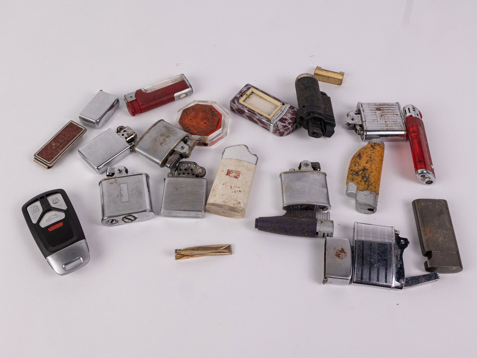 Assortment of Lighters & Other Objects (1 of 4)