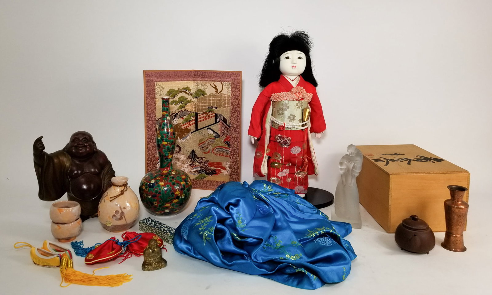 Assortment Lot ft. Japanese Ichimatsu Doll: Kyonishiki Folding Screen - Japanese Ichimatsu Doll - Japanese Kutani Double-Gourd Vase - and more! Size 7" x 12" x 12" Literature Brooks Auction – Online Auction Terms & Conditions Contact: (8