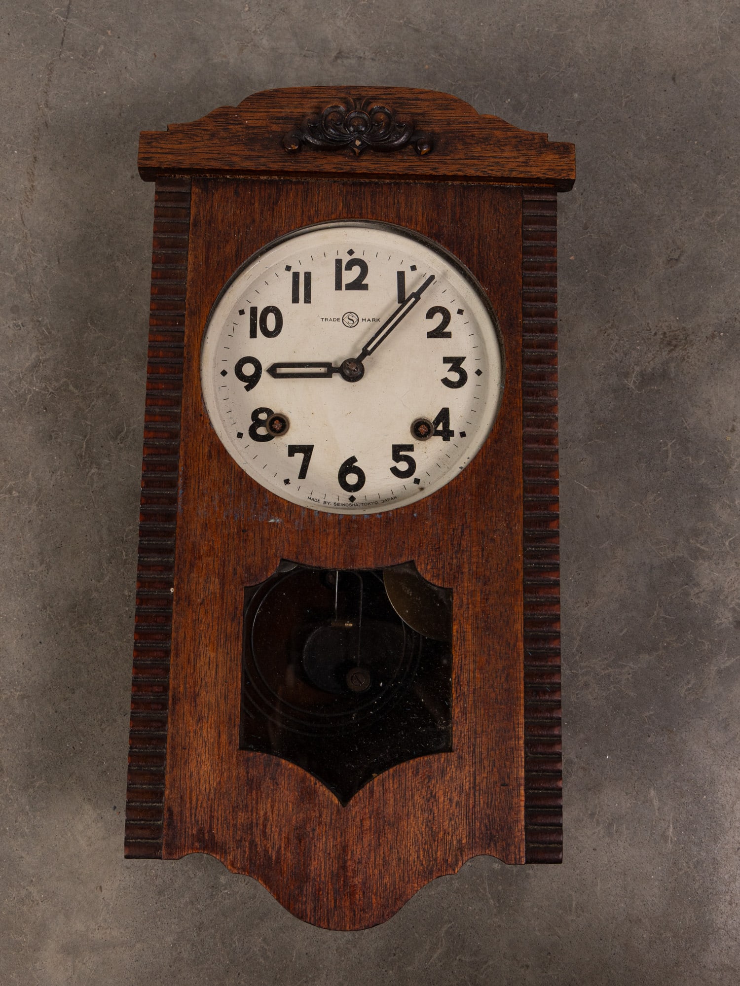 Vintage Wooden Seikosha Pendulum Wall Clock: Vintage Wooden Seikosha Pendulum Wall Clock Size 18" H Literature Brooks Auction – Online Auction Terms & Conditions Contact: (856) 694-2960 | info@brooks.auction READ BEFORE YOU BID: We want