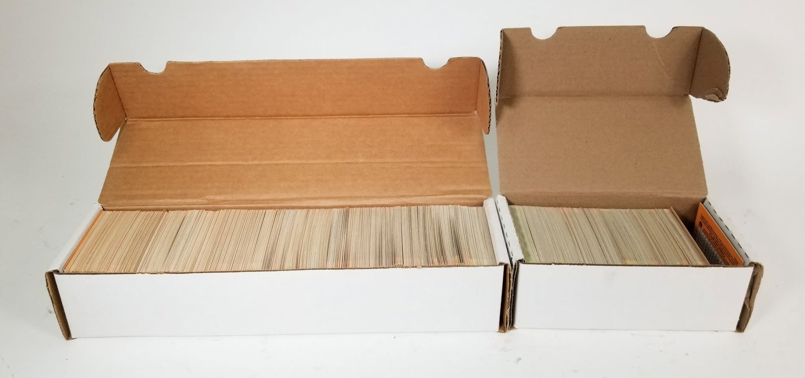 Donruss 89' Baseball Trading Card Assortment: Donruss 89' Baseball Trading Card Assortment Literature Brooks Auction – Online Auction Terms & Conditions Contact: (856) 694-2960 | info@brooks.auction READ BEFORE YOU BID: We want you to feel