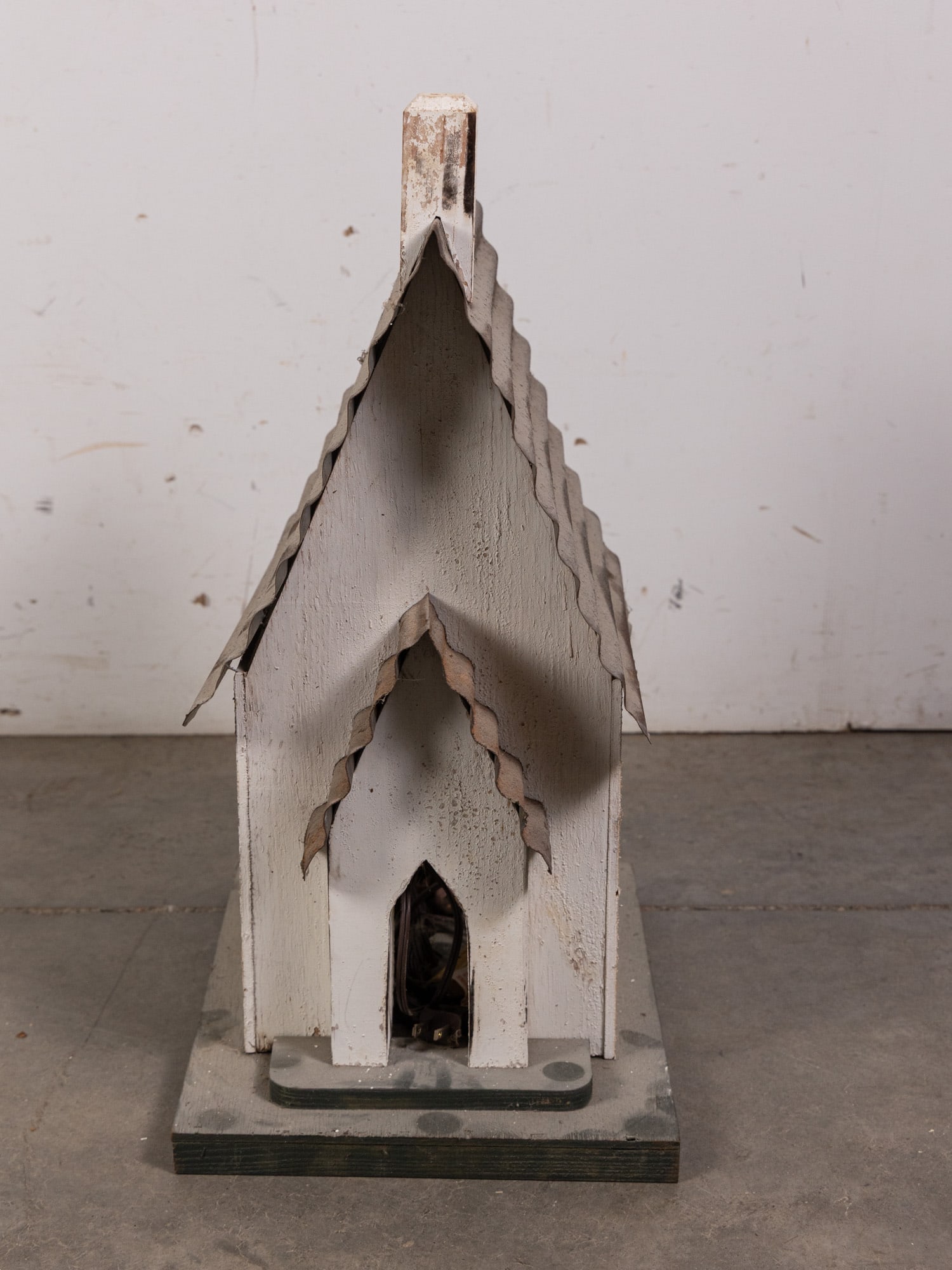 Vintage Folk Art Decorative Lighted Church: Vintage Folk Art Decorative Lighted Church Size 23" x 12" x 16" Literature Brooks Auction – Online Auction Terms & Conditions Contact: (856) 694-2960 | info@brooks.auction READ BEFORE YOU BID: