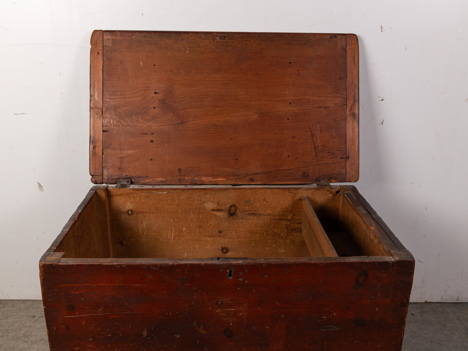 Antique Primitive Wooden Small Blanket Chest - 3