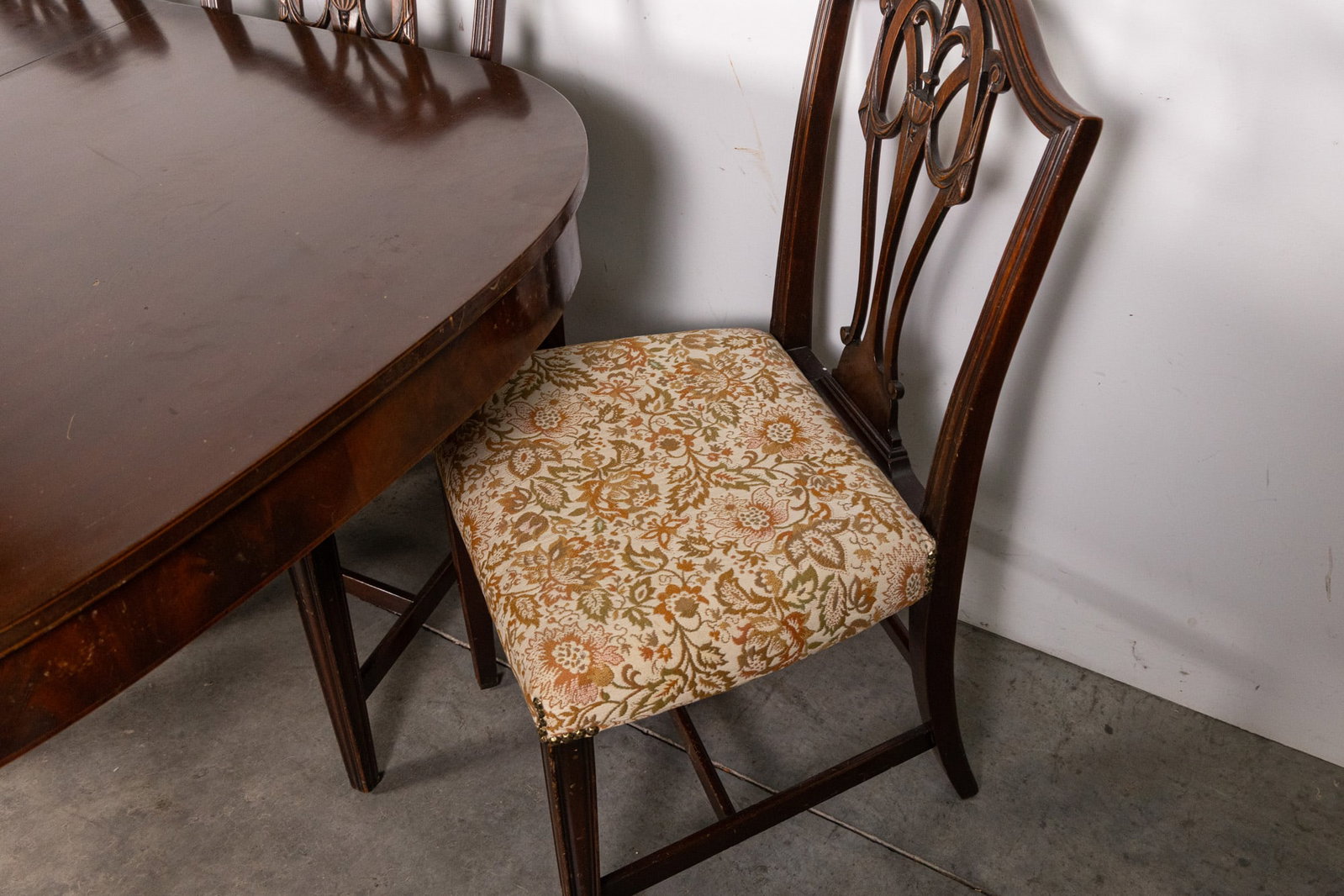 Antique Seven Piece Reproduction Federal Style Dining Set - 6