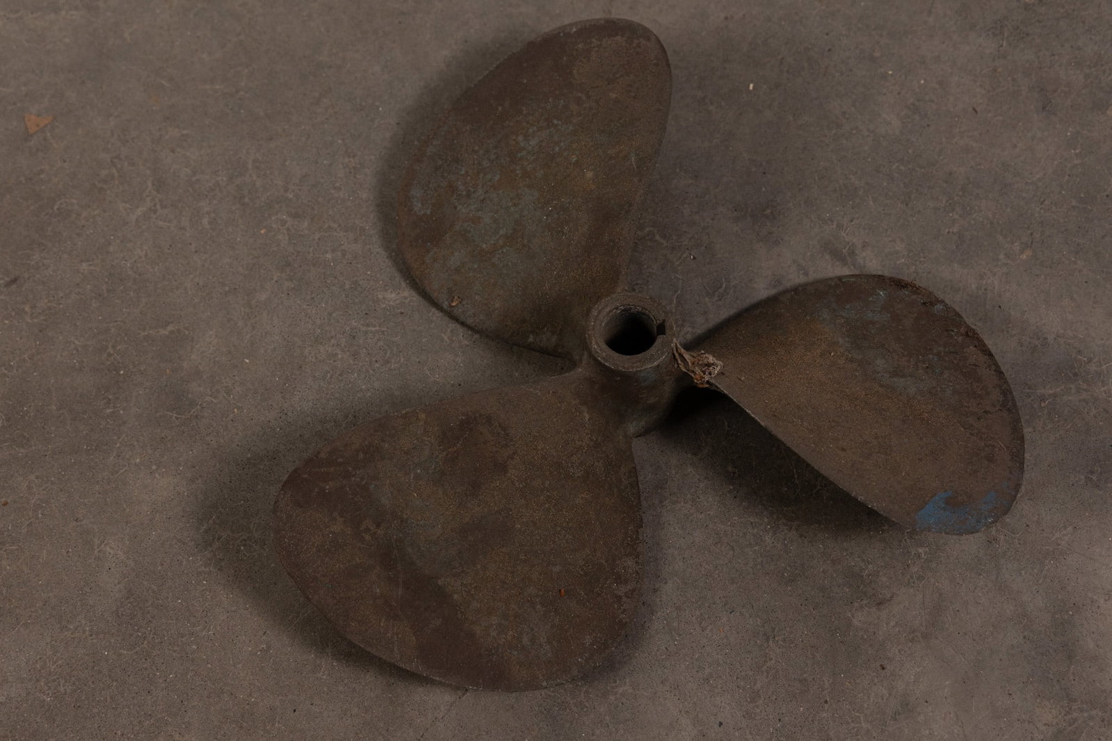 Vintage Brass Marine Boat Propeller: Vintage Brass Marine Boat Propeller Size 13" H Literature Brooks Auction – Online Auction Terms & Conditions Contact: (856) 694-2960 | info@brooks.auction READ BEFORE YOU BID: We want you to