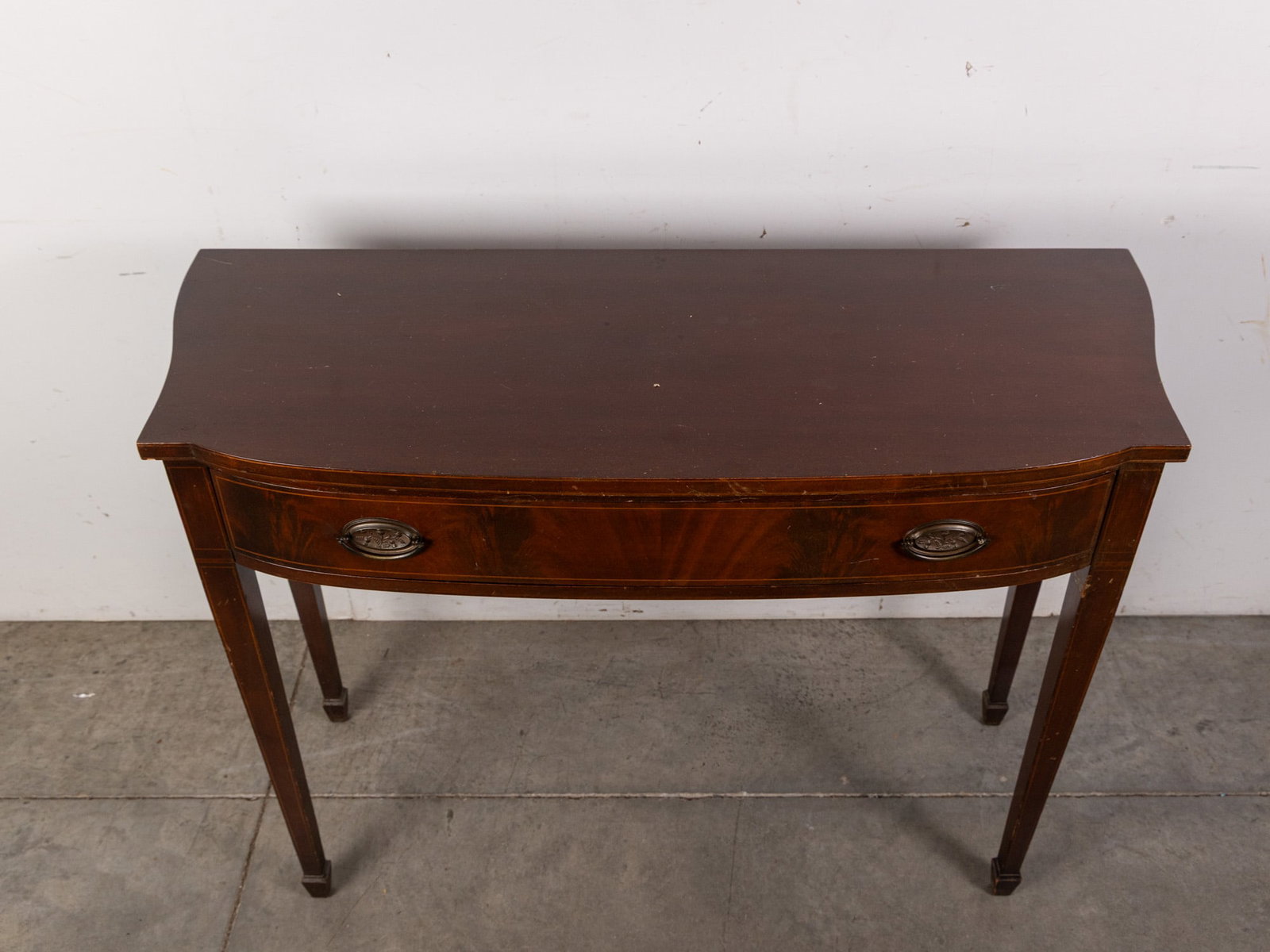 Vintage Hallway Table with Hepplewhite Style Drawer Pulls: Vintage Hallway Table with Hepplewhite Style Drawer Pulls Literature Brooks Auction – Online Auction Terms & Conditions Contact: (856) 694-2960 | info@brooks.auction READ BEFORE YOU BID: We