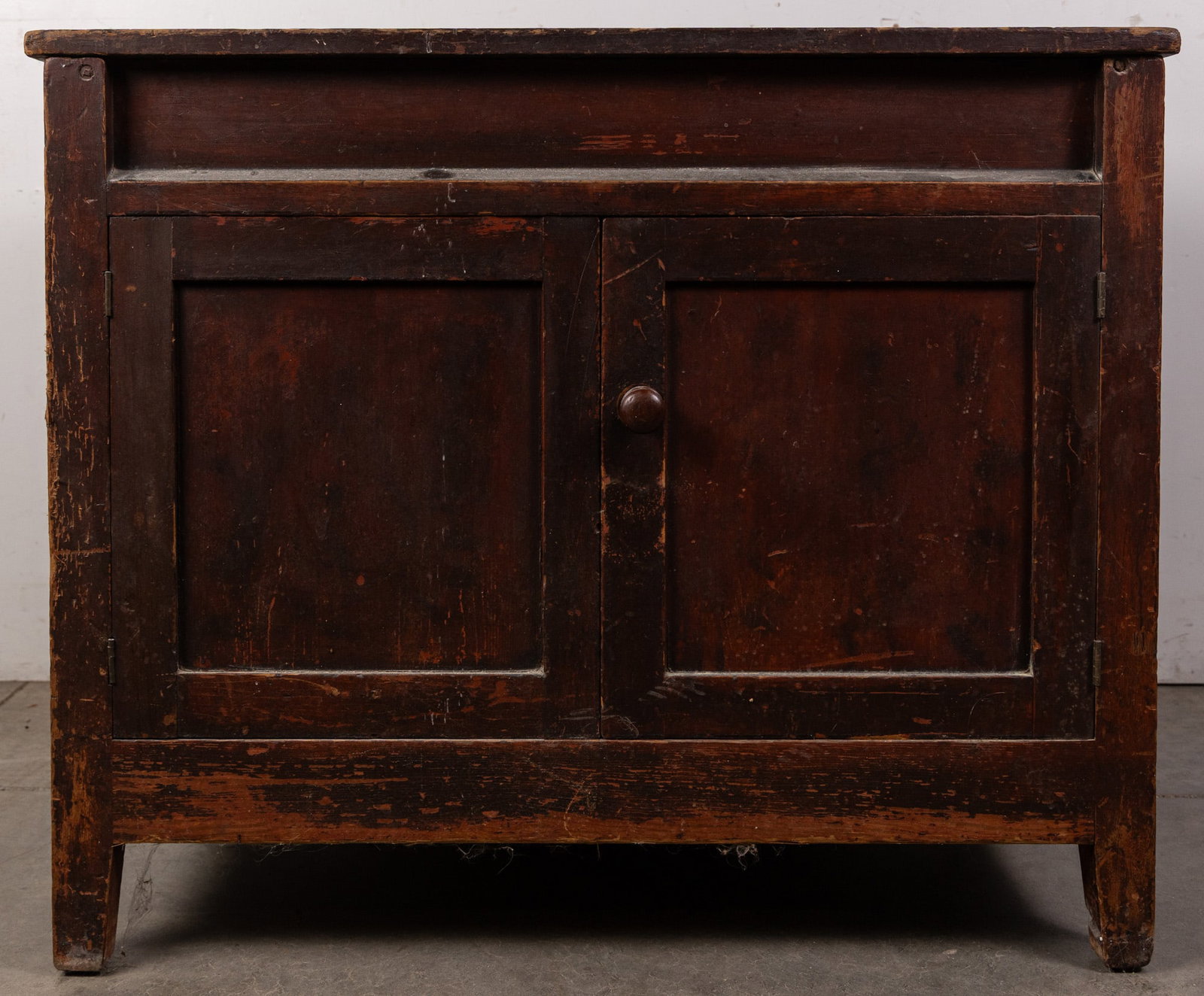 Primitive Antique Wooden Accent Table: Primitive Antique Wooden Accent Table Size 27" x 33" x 22" Literature Brooks Auction – Online Auction Terms & Conditions Contact: (856) 694-2960 | info@brooks.auction READ BEFORE YOU BID: We