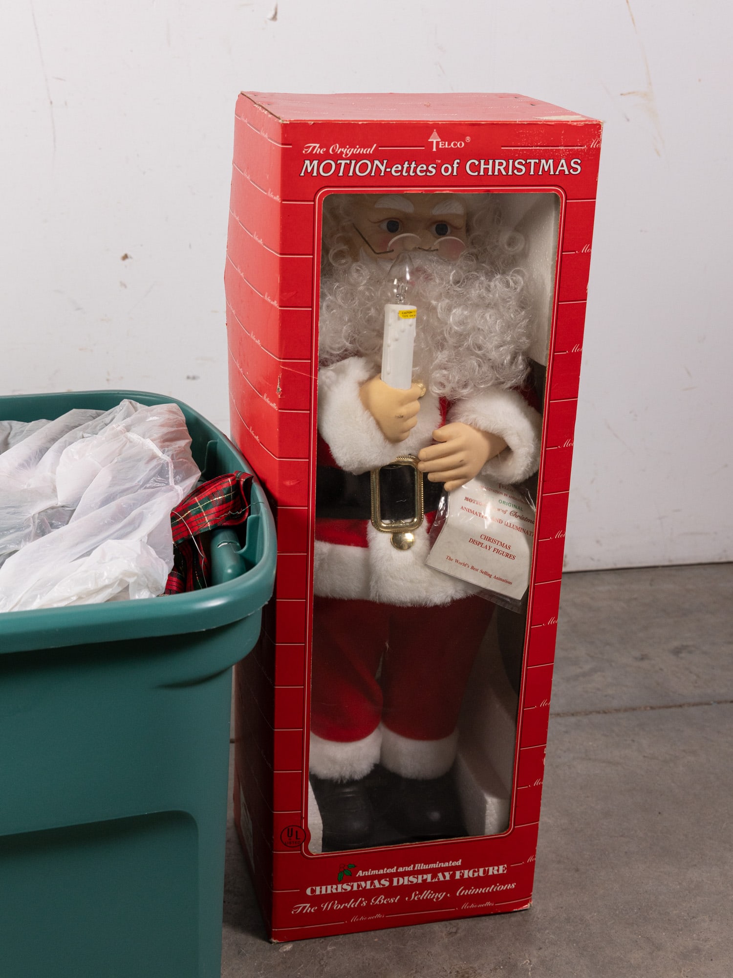 Assortment of Christmas Decor - 2