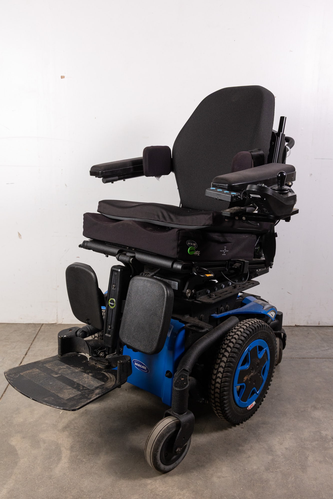 Invacare TDX SP2 Motorized Power Wheelchair (1 of 10)