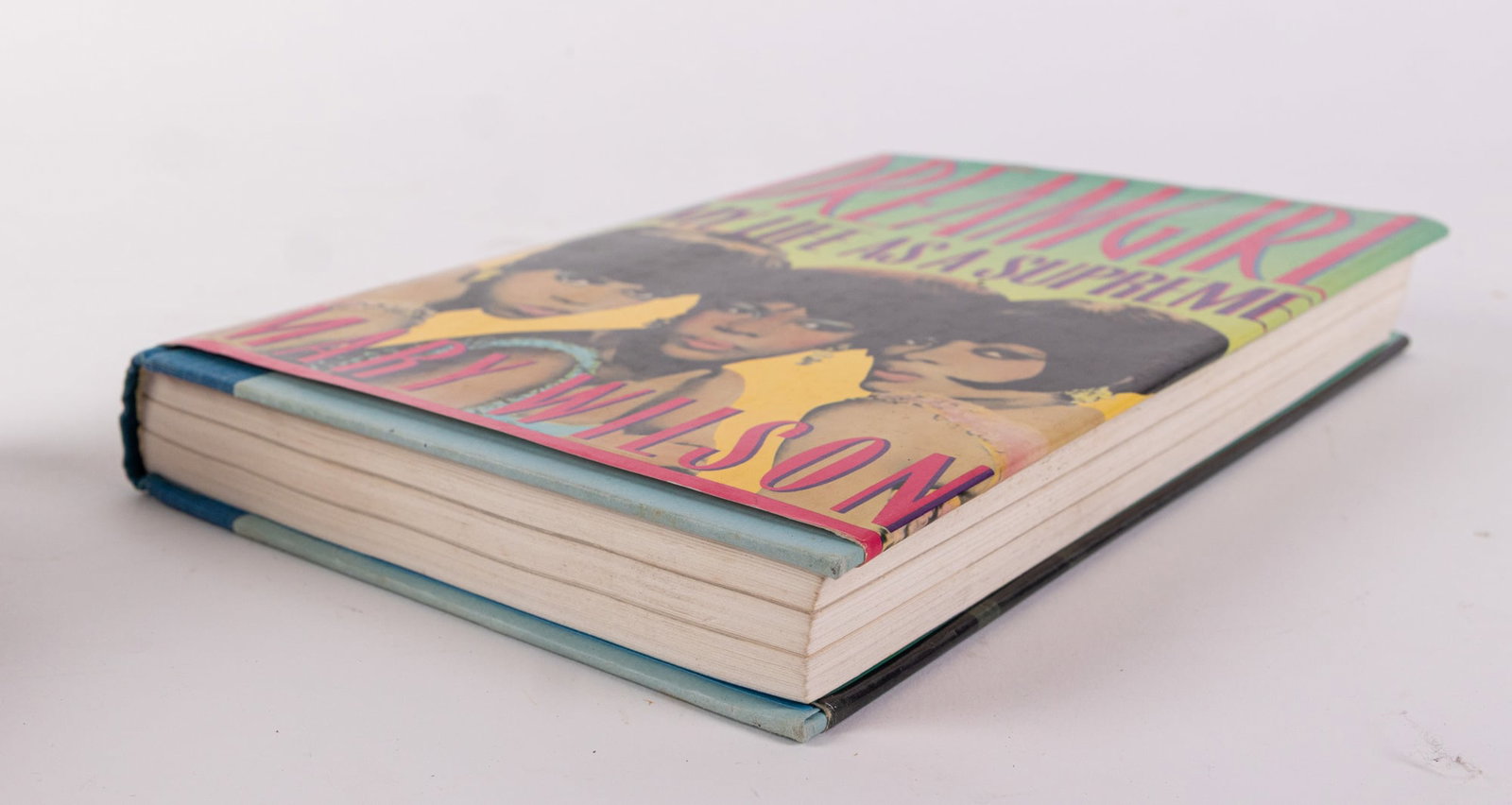 Mary Wilson Signed First Edition "Dreamgirl My Life As A Supreme" - 2