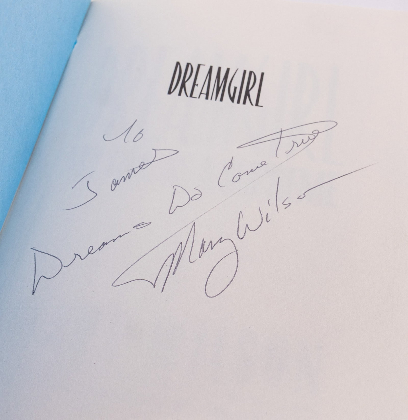 Mary Wilson Signed First Edition "Dreamgirl My Life As A Supreme" - 4