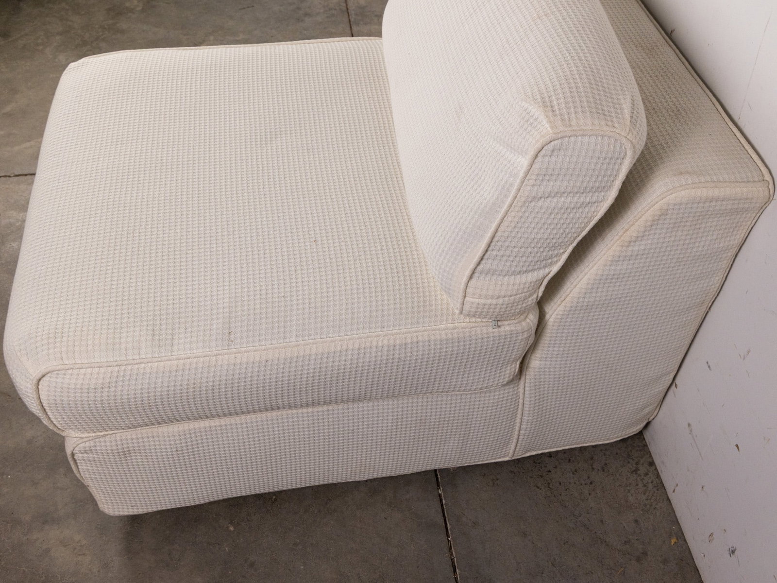 Modern Style Contemporary Upholstered Chair - 3