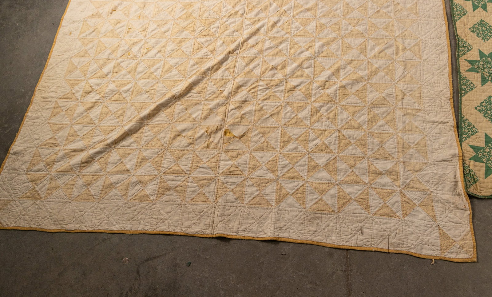 Two Vintage Floral Patterened Quilts - 4