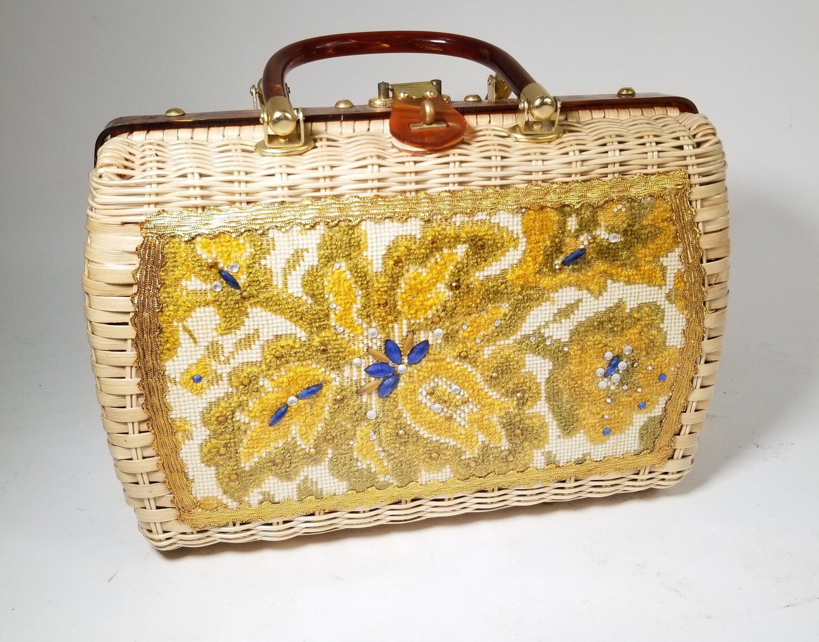 Ladies Vanity Lot ft. Vintage Princess Charming Purse - 4