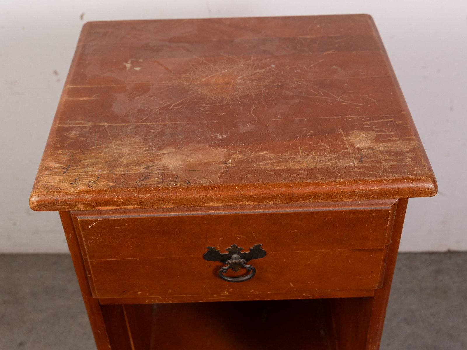Vintage One Drawer Primitive Style Nightstand - 2