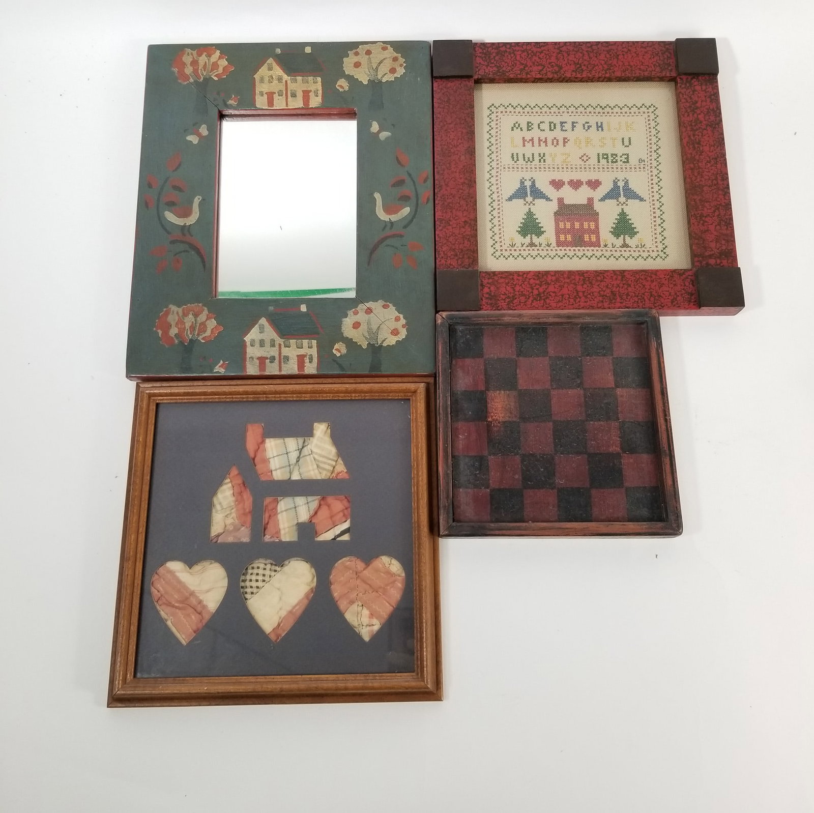 Assorted Vintage Pieces of Wall Decor: Assorted Vintage Pieces of Wall Decor Size 7" x 12" x 12" Literature Brooks Auction – Online Auction Terms & Conditions Contact: (856) 694-2960 | info@brooks.auction READ BEFORE YOU BID: We