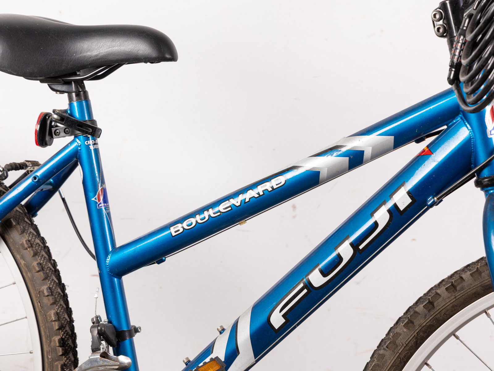 Fuji Boulevard Mountain Bike - 4