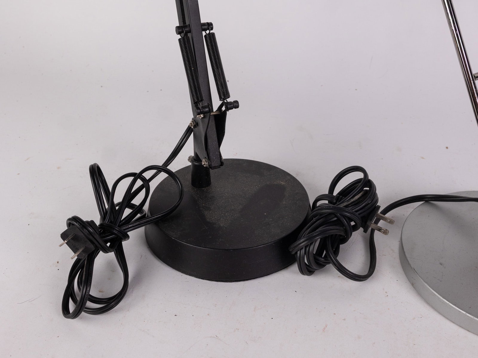 Pair of Modern-Style Adjustable Desk Lamps - 3