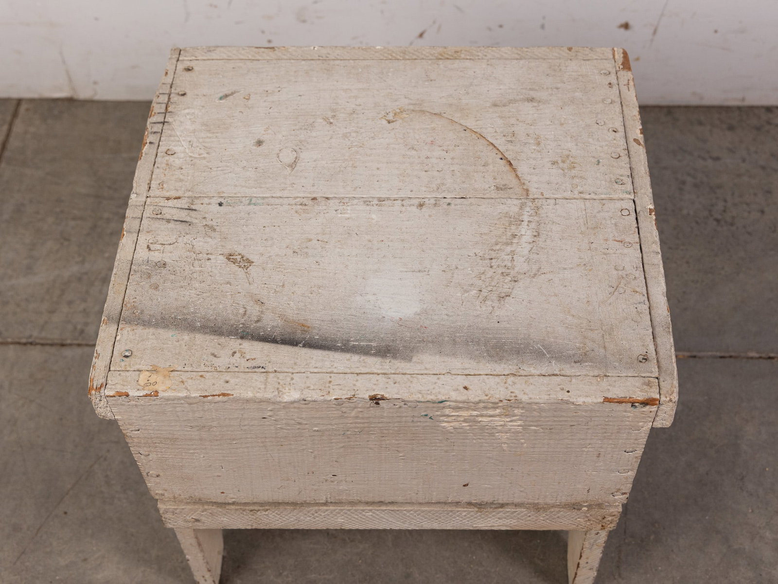 Primitive White Painted Wooden Foot Stool - 2
