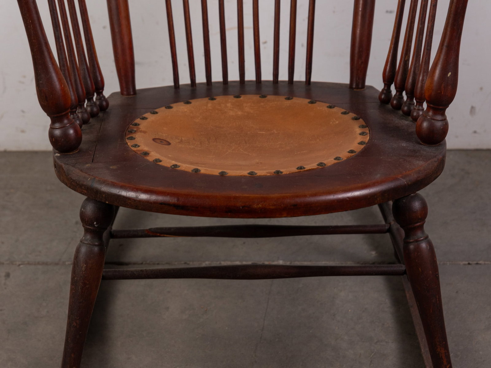 Antique Spindle-Back Windsor Rocking Chair with Mother-of-Pearl Inlay - 3