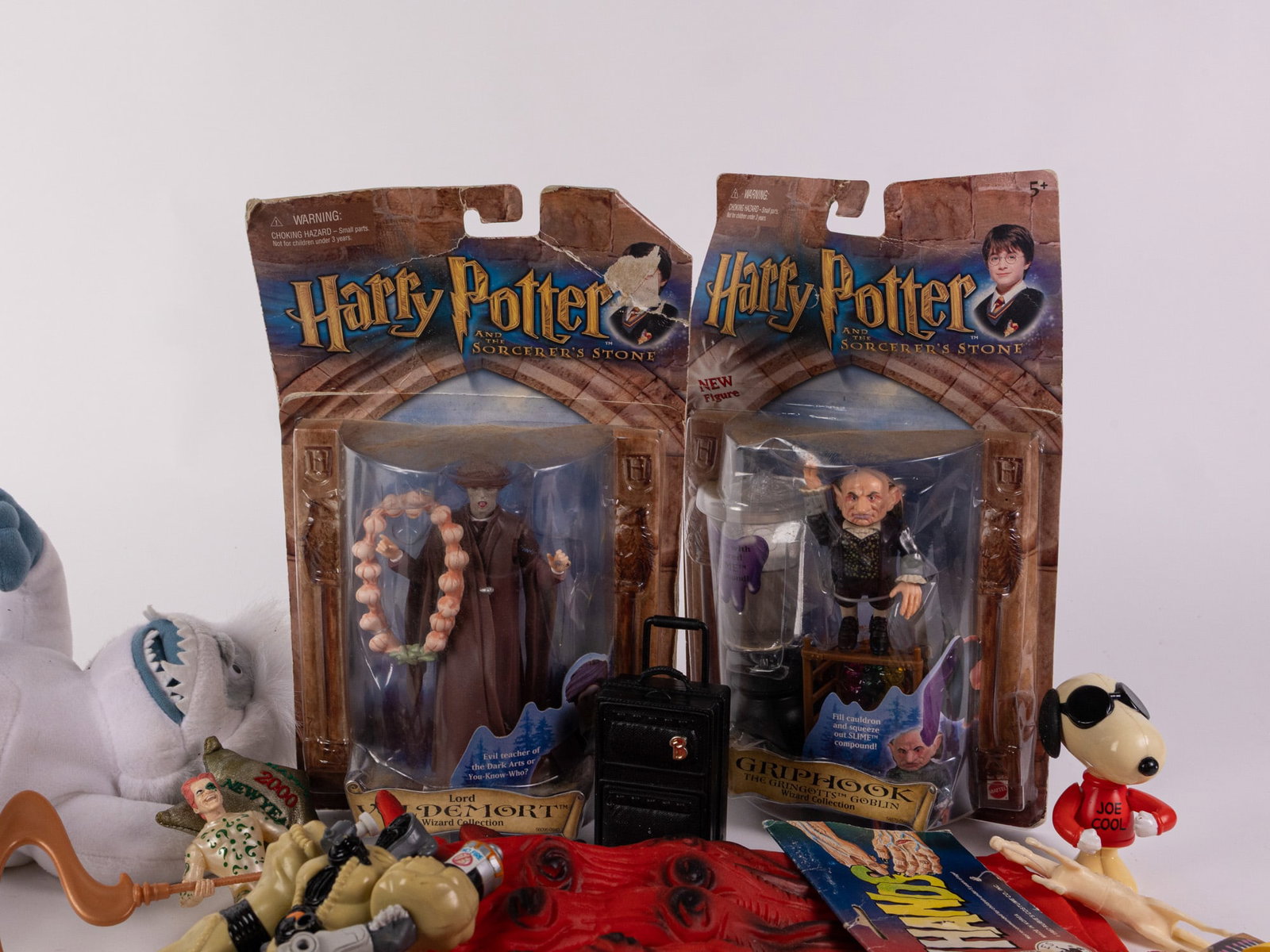 Vintage Toy Assortment ft. Harry Potter Action Figures - 3