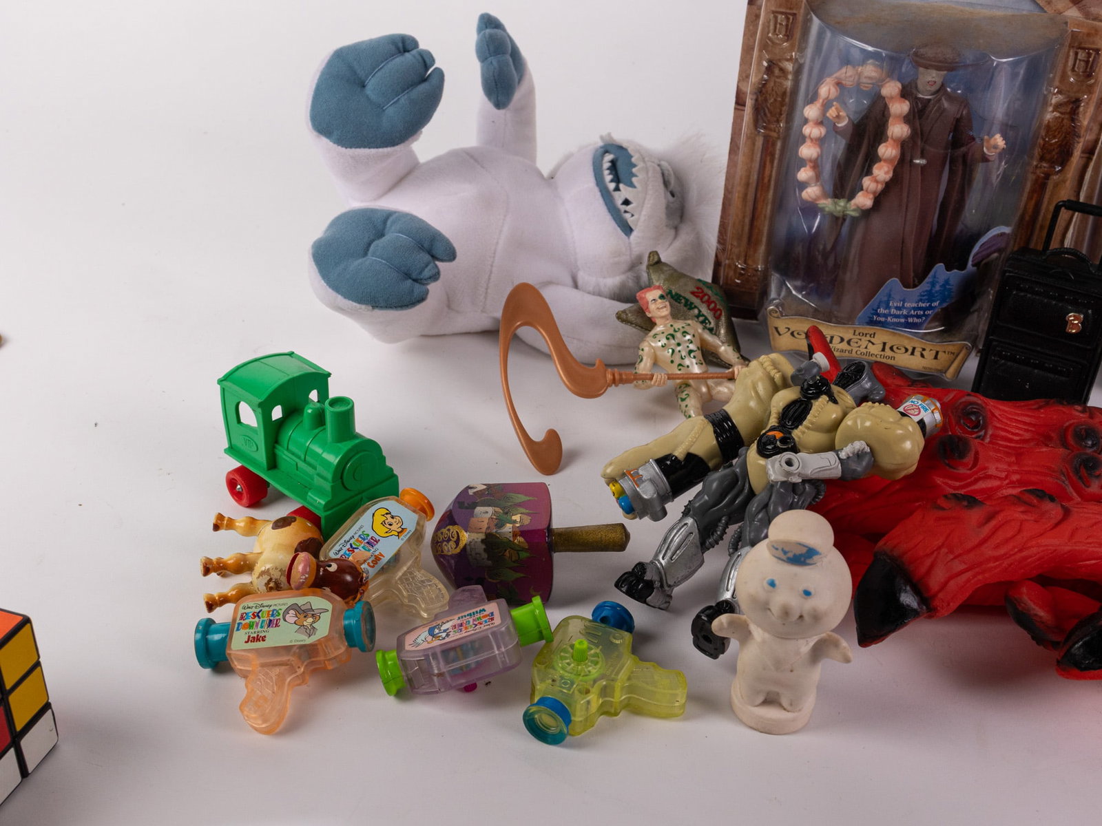 Vintage Toy Assortment ft. Harry Potter Action Figures - 4