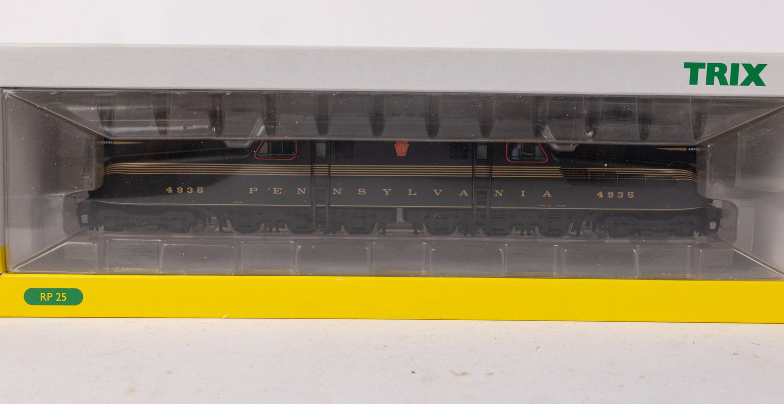 Trix Electric Locomotive GG1 4953 Model #22810 - 3