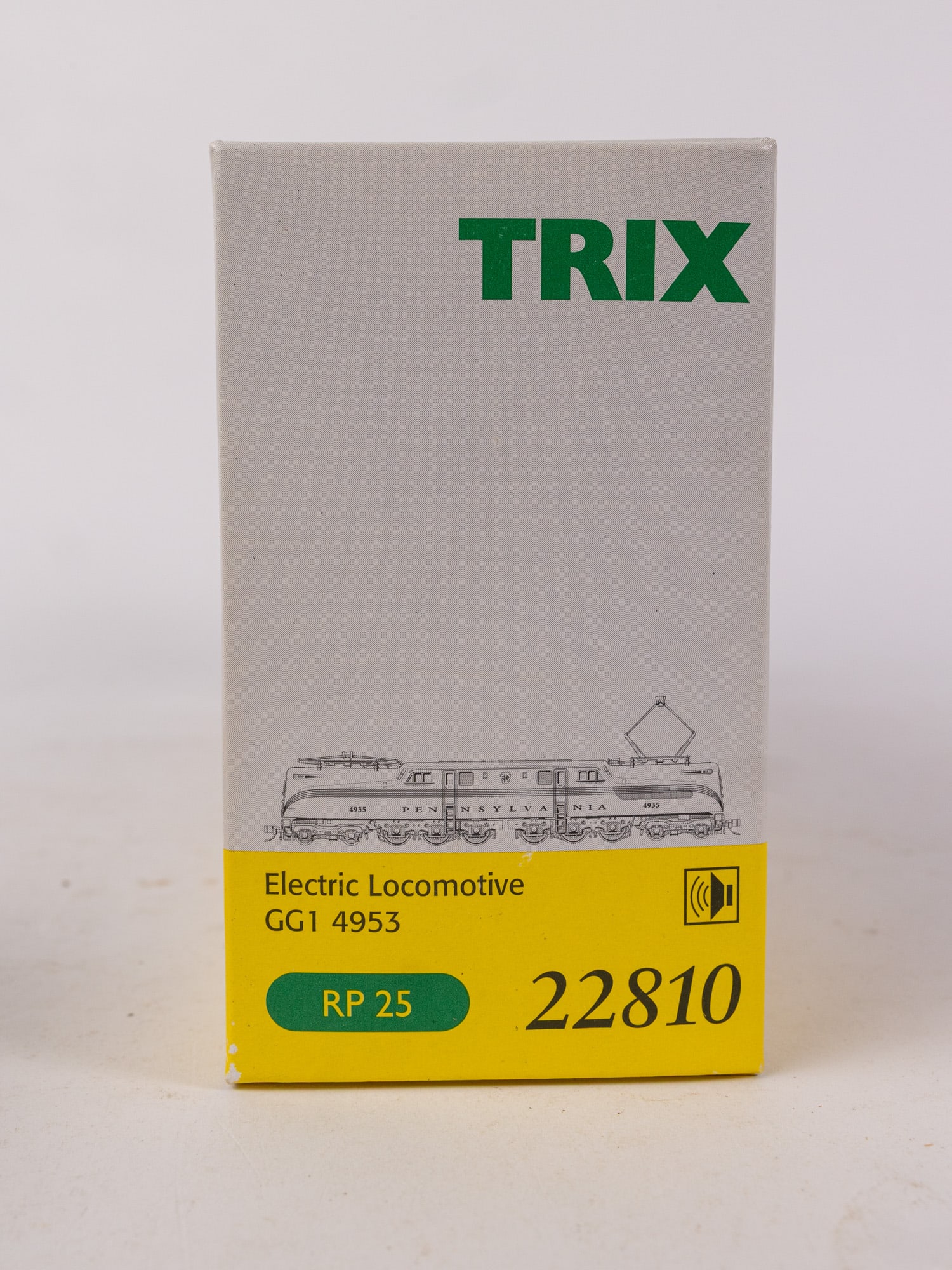 Trix Electric Locomotive GG1 4953 Model #22810 - 6
