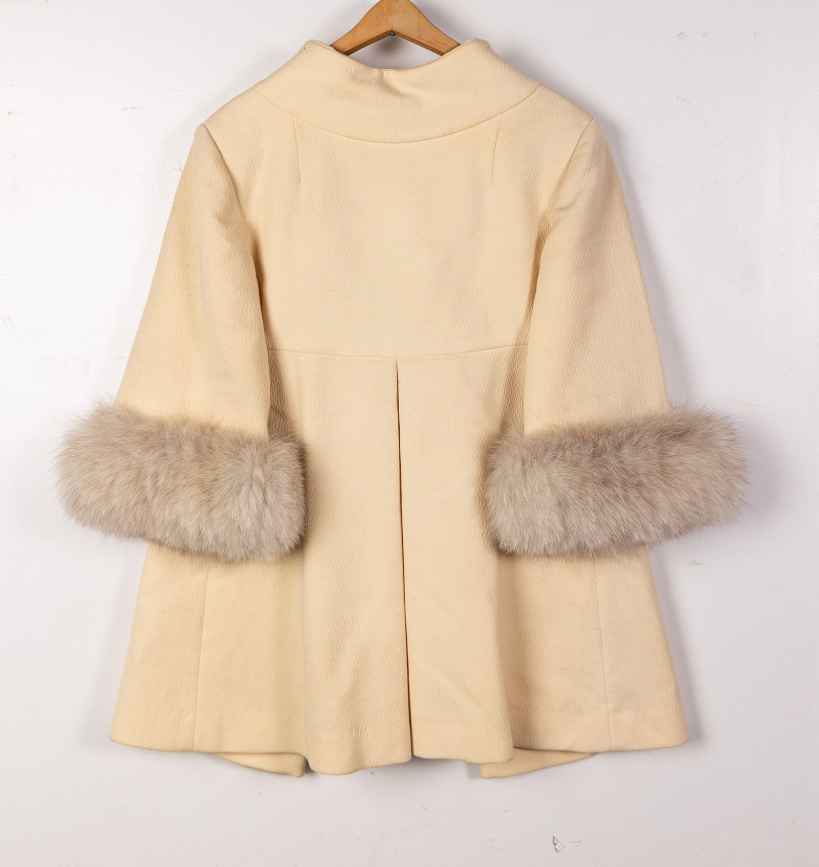 Vintage 1960s Fur Trimmed Women's Fur Coat - 3