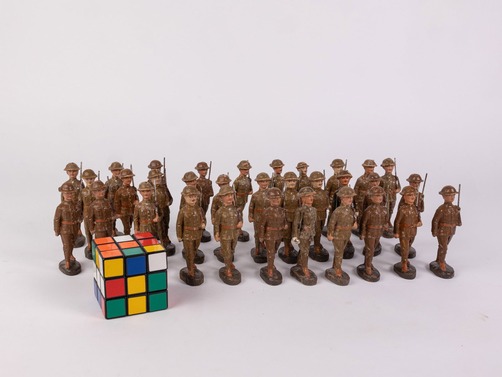 32 Vintage O&M Hausser "Elastolin" Soldier Figurines - 2