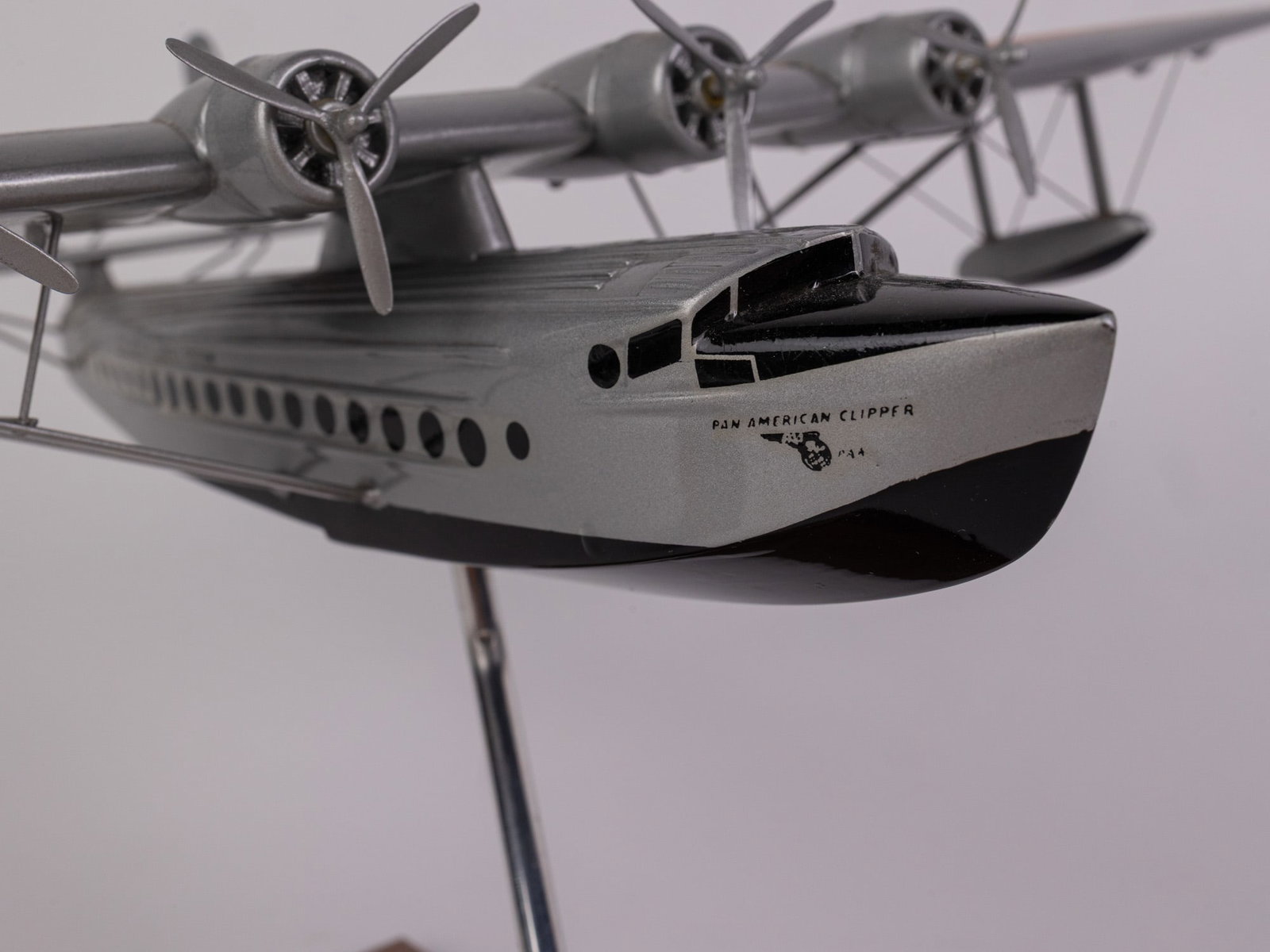 Pan American Clipper NC-16734 Model Airplane - 3