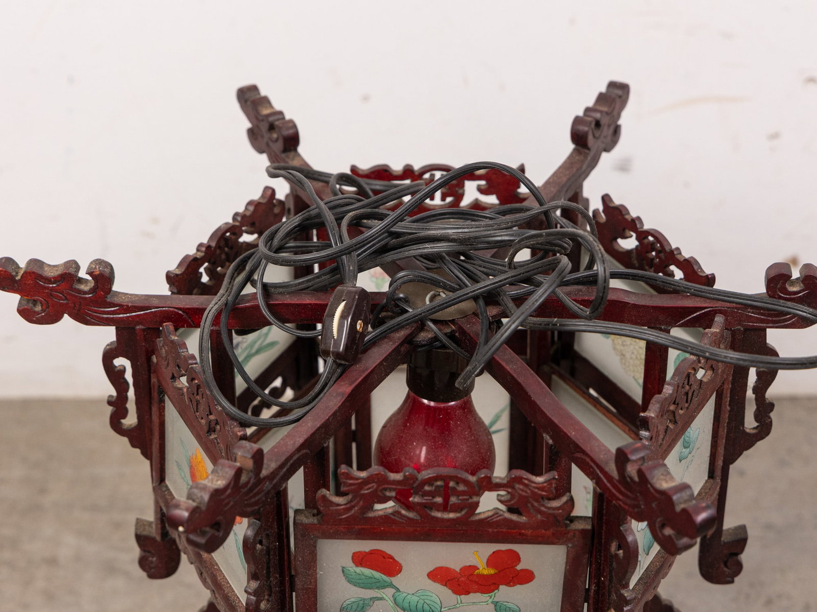 Antique Chinese Carved Wood & Reverse-Painted Glass Panel Lantern - 3