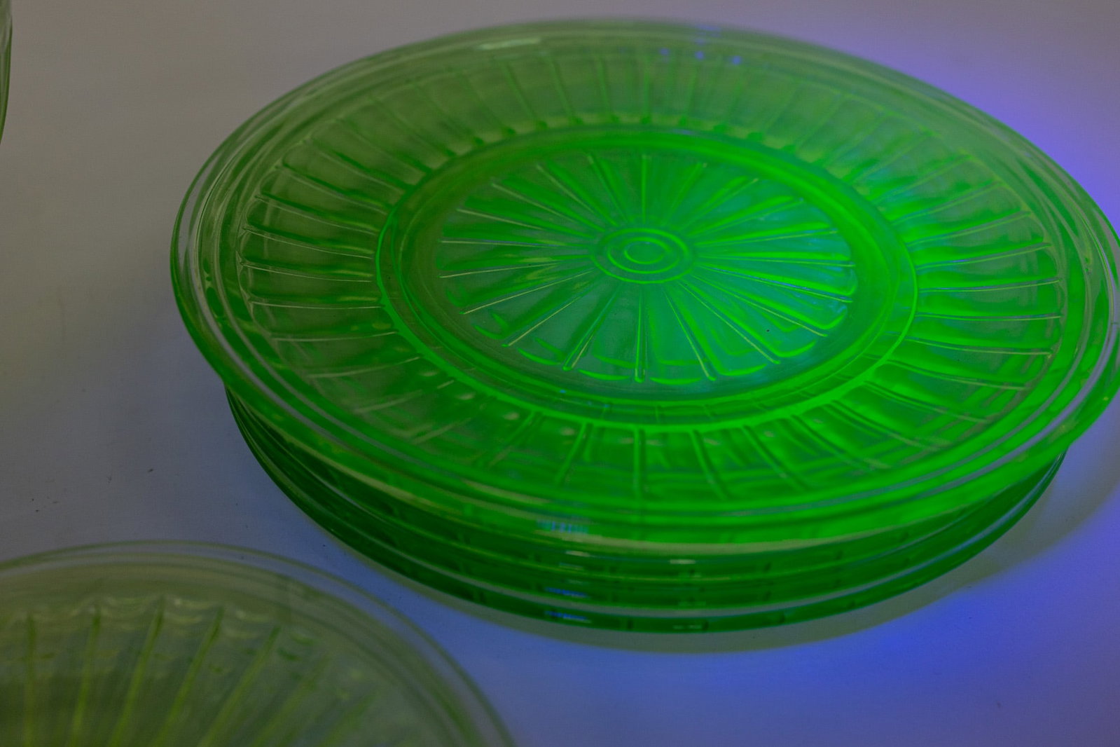 Assortment of Uranium Depression Glassware ft. Mixing Bowl - 5