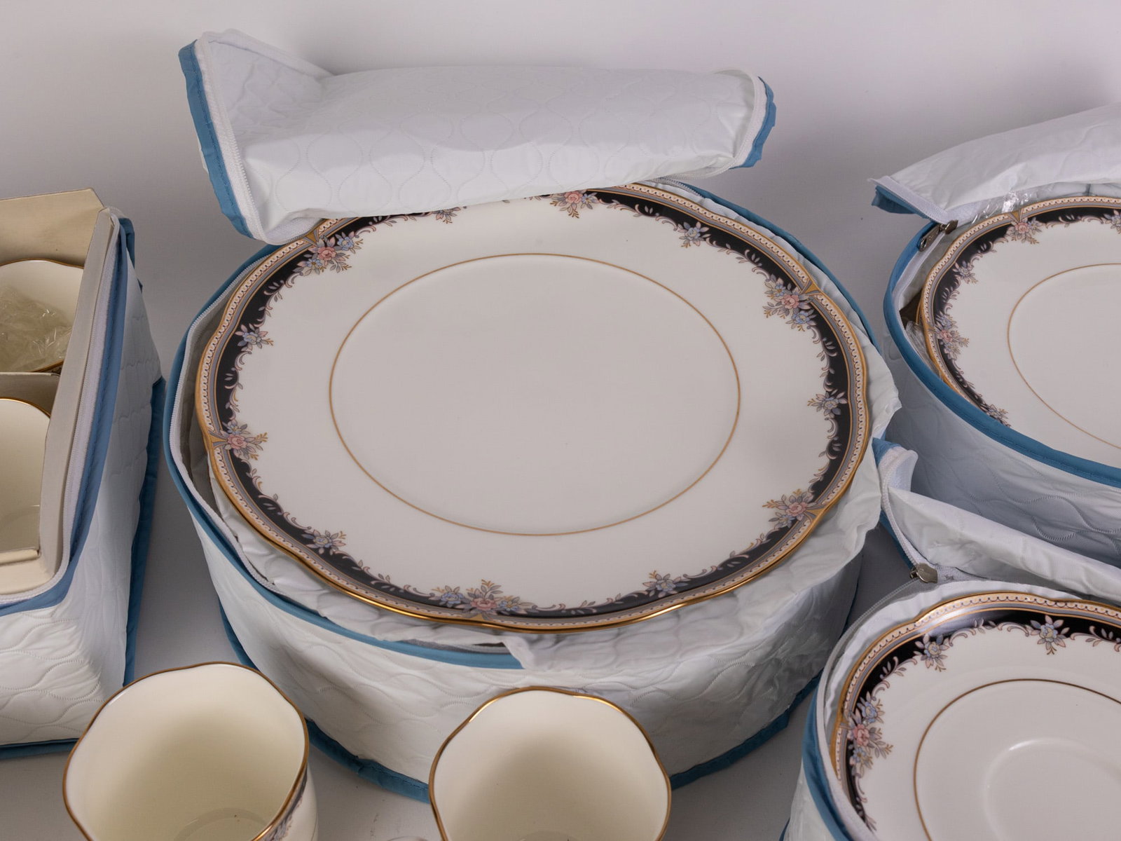 Noritake "Palais Royal" Porcelain Dish Set - 6