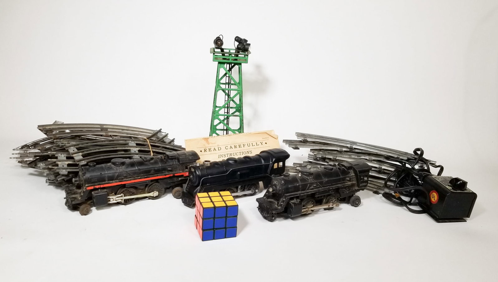 Model Railroad Assortment Lot Featuring Lionel, Marx - 2