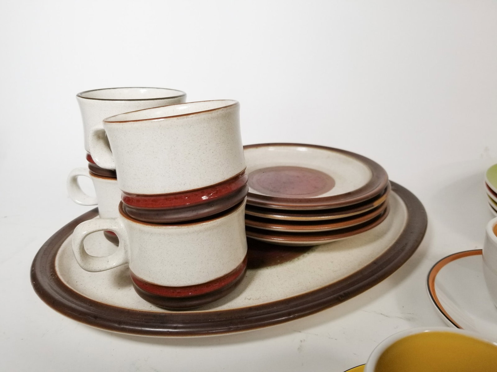 Assortment of MCM Dinnerware ft. Denby - 3