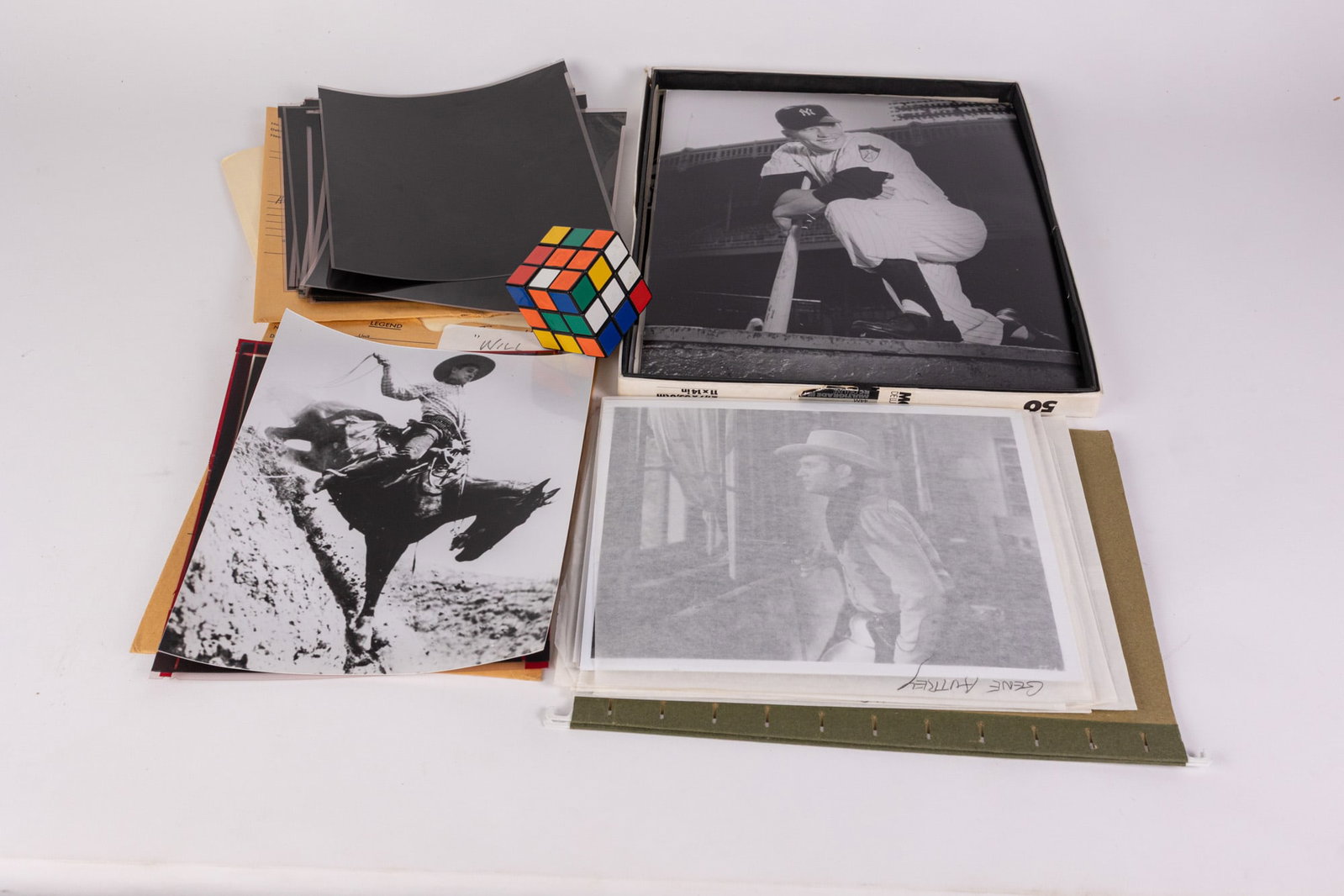 Vintage Photographs by Gustavo Parras Featuring Katharine Hepburn - 2