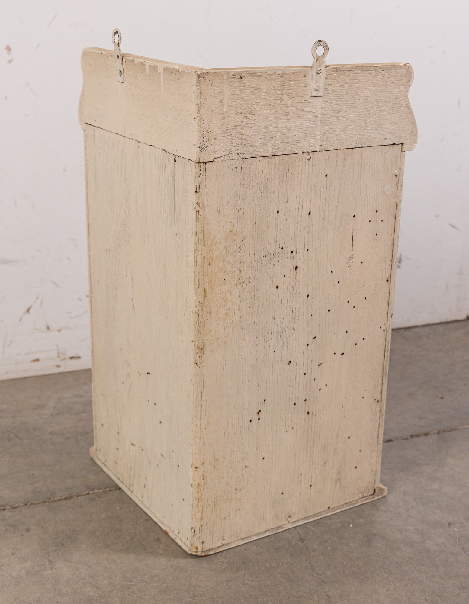 Antique Early 20th Century Wall Mounted Small Corner Cabinet - 4